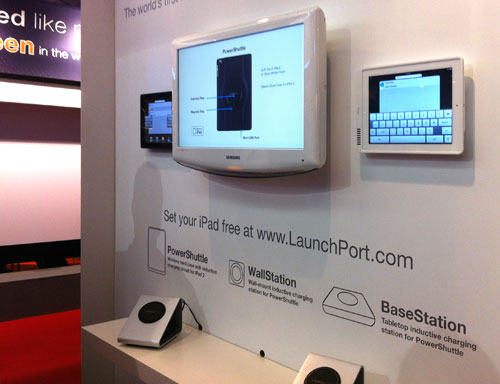 Док-станции в виде магнитов и iPad в специальных кожухах LaunchPort на выставке ISE 2012