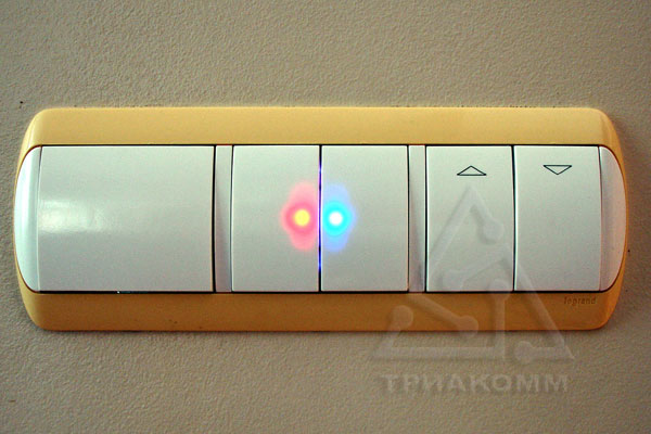 Фото выключателей Legrand для управления освещением, вентилятором и рольставнями