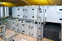 Фото вентиляционной установки Swegon Basic с батарейным рекуператором для вентиляции бассейна