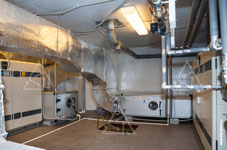 В этом помещении расположены 2 приточно-вытяжные вентиляционные установки Swegon GOLD